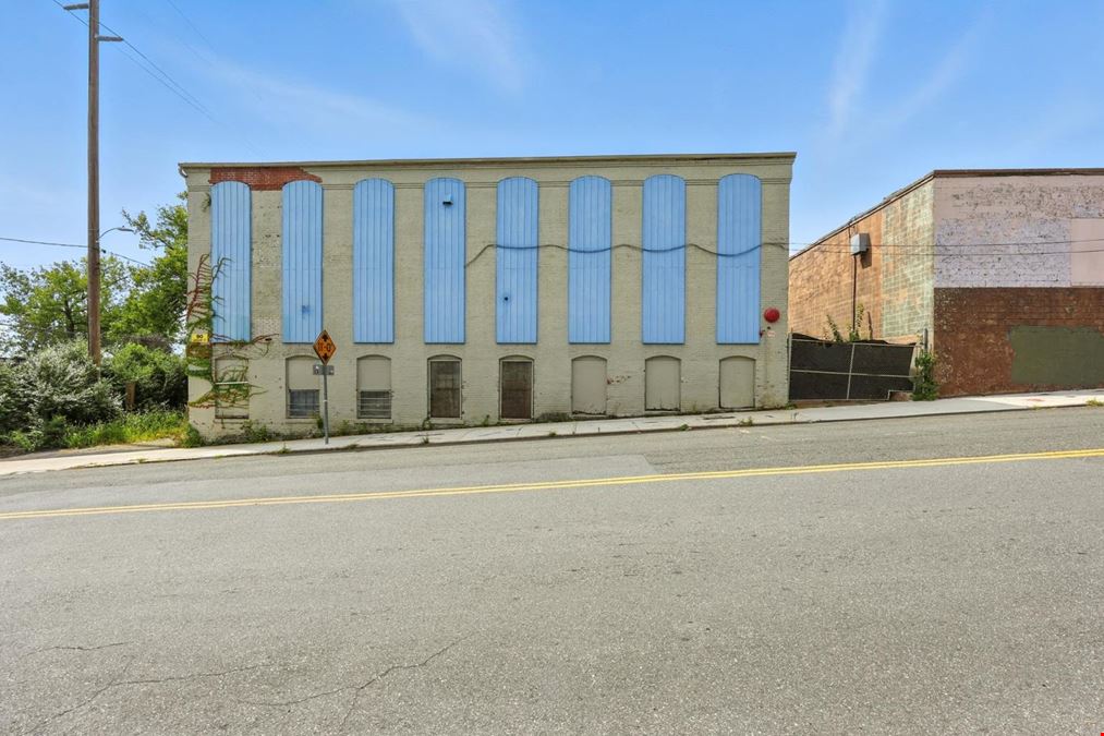 90 Sargeant St