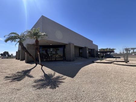 Preview of commercial space at 840 N 52nd Ave