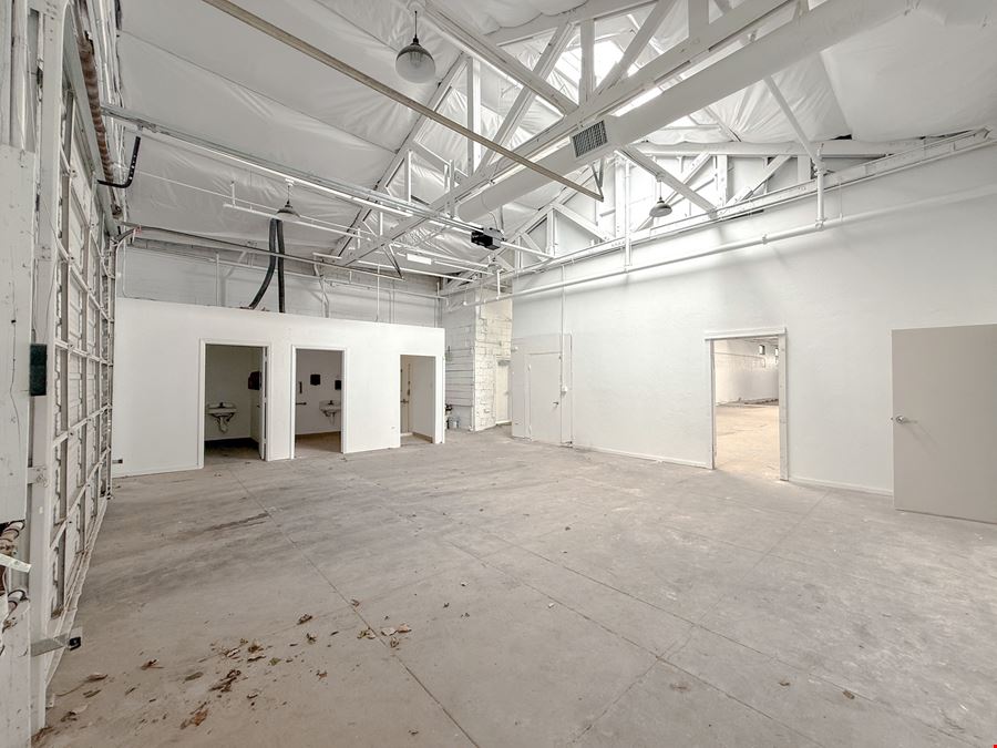 ±10,000 SF Renovated Retail