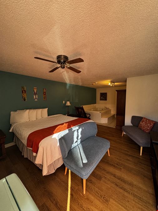 Meadowlark Motel