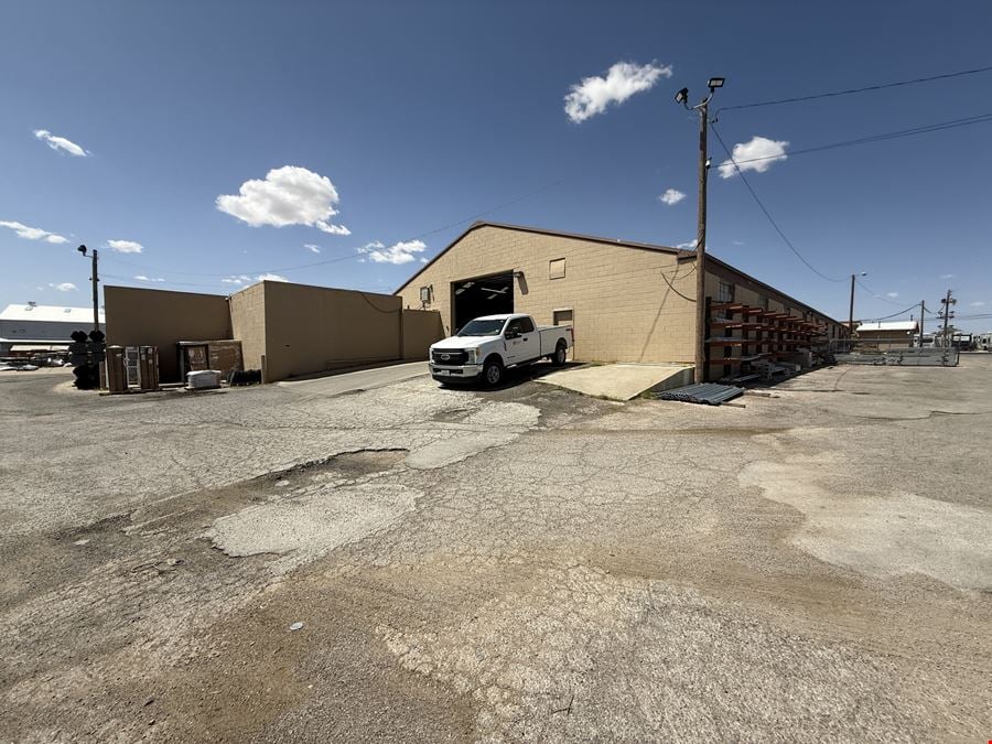 Storefront and Warehouse on Business I-20