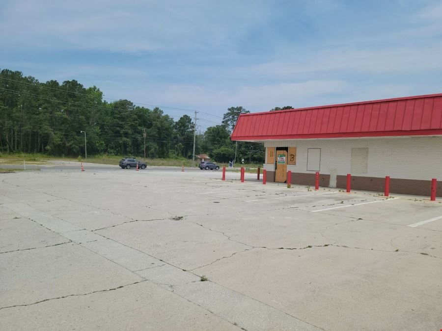 Freestanding Retail Building in Castle Hayne, NC