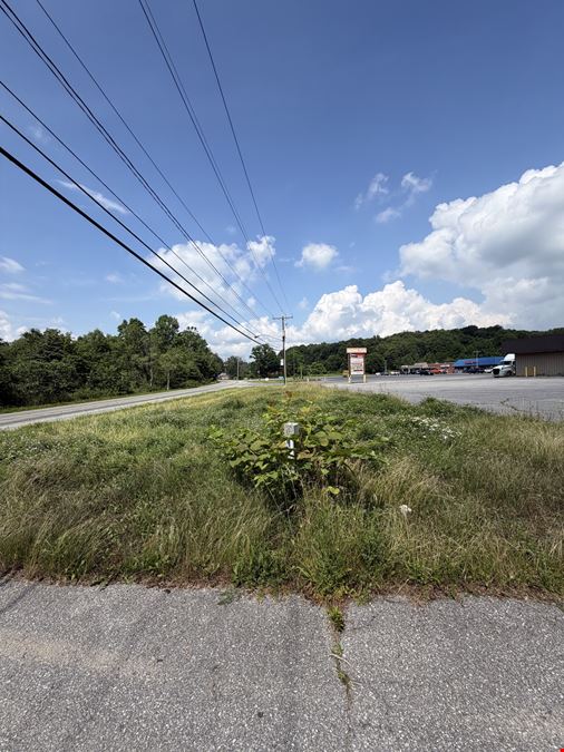 Former Dollar General: For Lease or Redevelopment