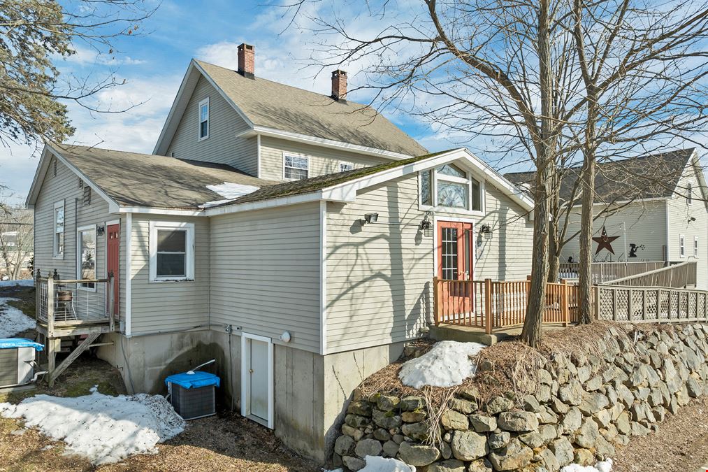 41 Park Street- TURNKEY RESTAURANT W/ REAL ESTATE