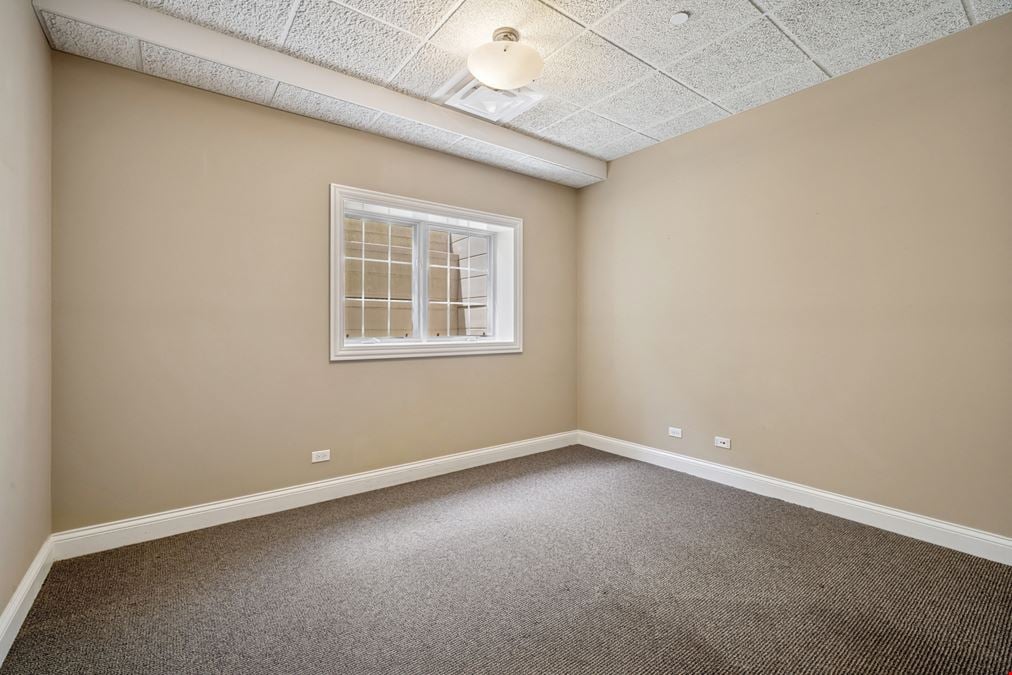 710 Fox Glen Court