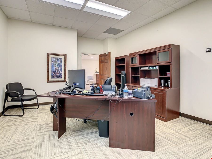 8TH Floor Office Space in a Historic Landmark