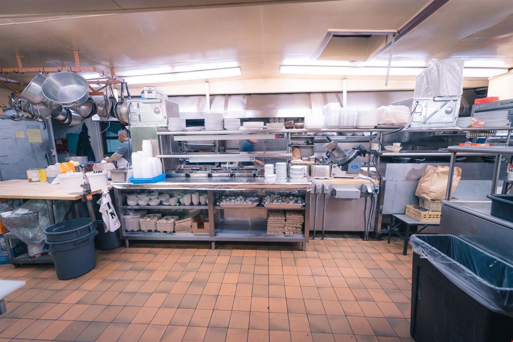 Colonial Diner Restaurant