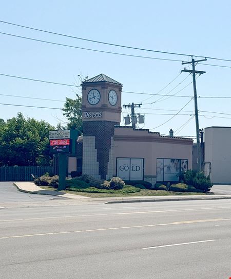 Preview of commercial space at 1401 Military Rd