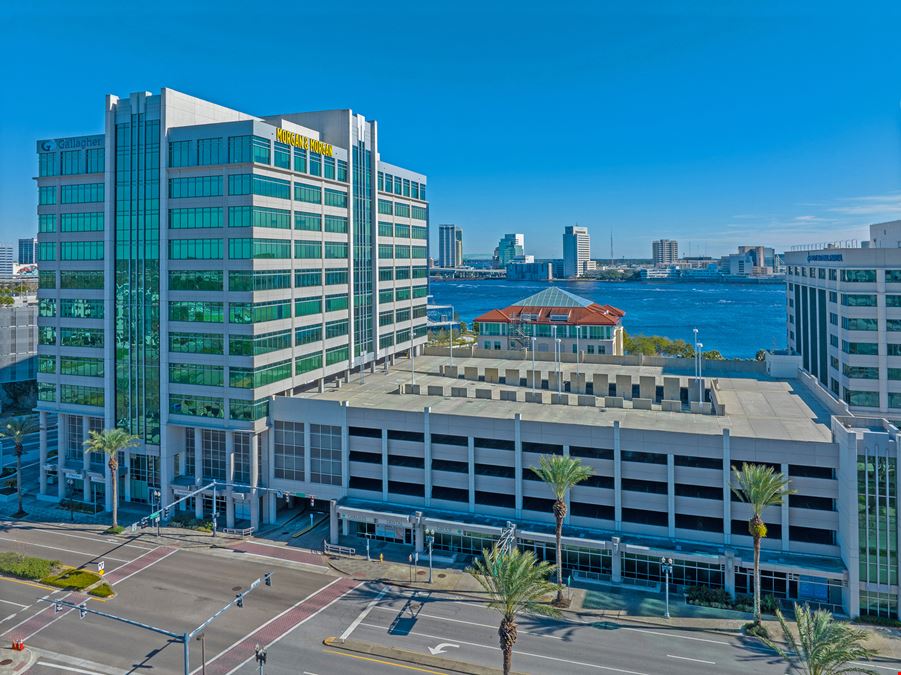 501 Riverside