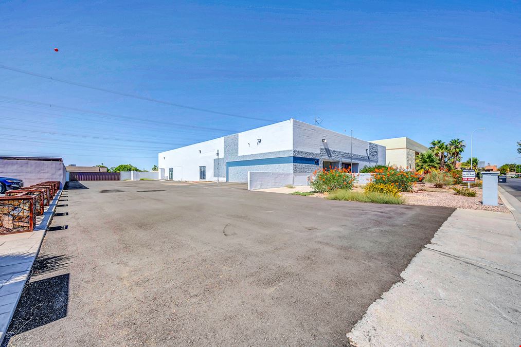 Flex Space with Large Yard