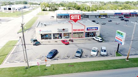 Preview of commercial space at 2422 W. Central Ave.