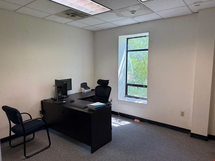 100 Jefferson Avenue