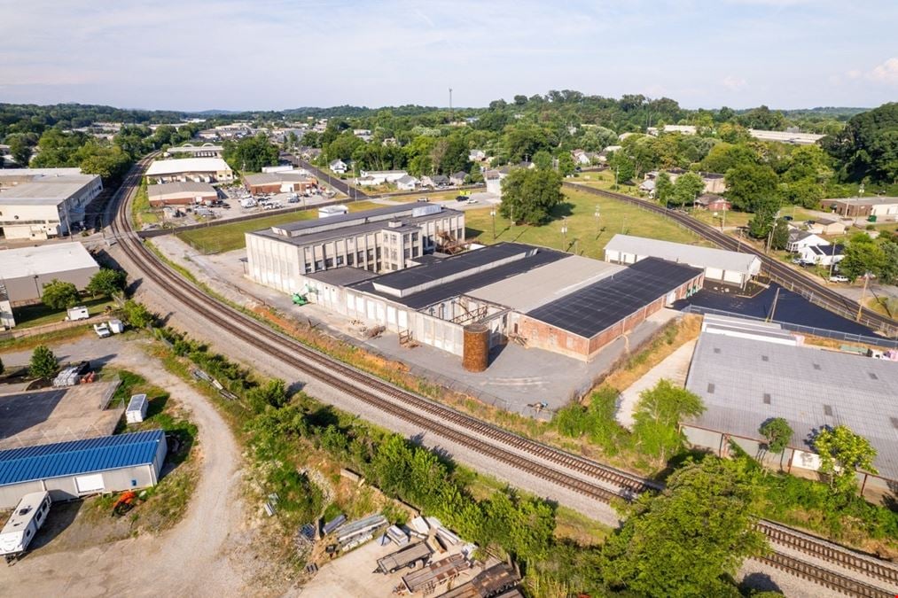 91,217 SF on 5.7 Acres | I-G Near Downtown Knoxville