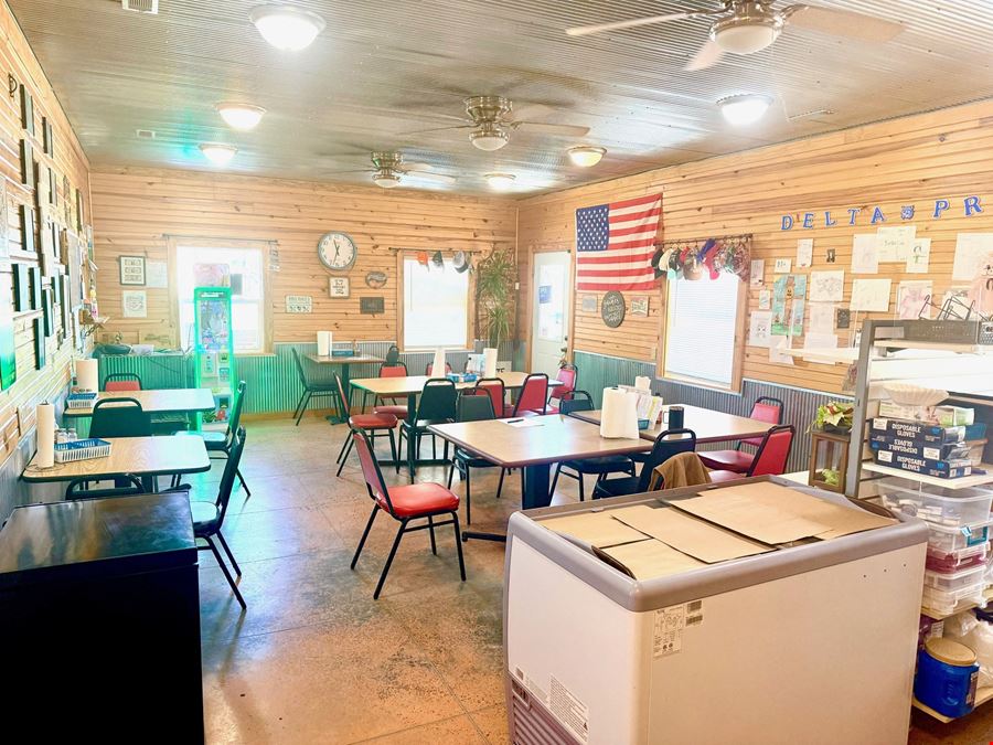 JJ's Roadside Cafe