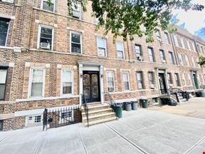 Six family building for sale in Long Island City 34-14 43 st