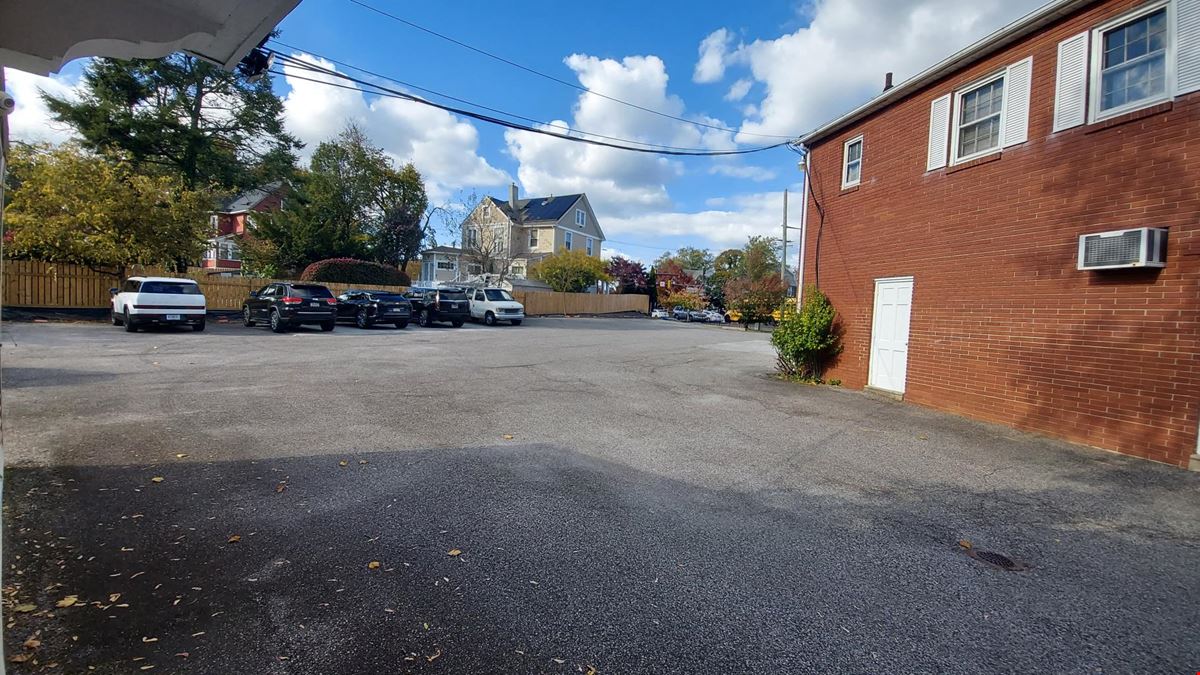 500 W Cheltenham Ave