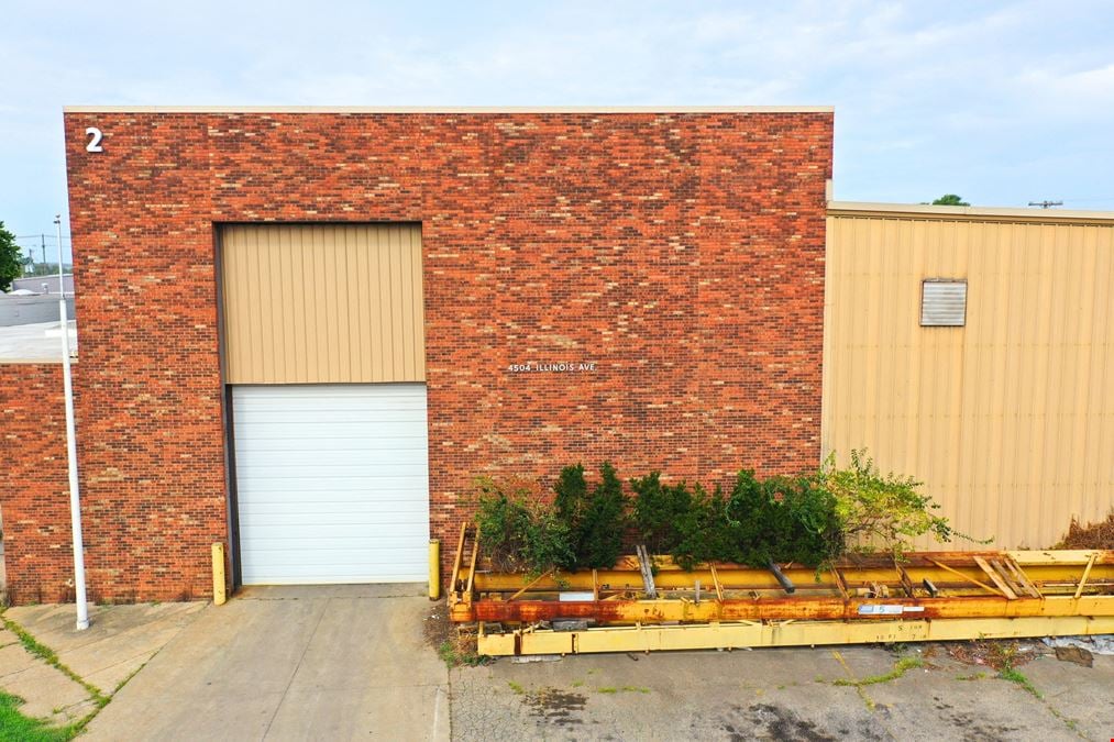 14,400 SF | Heavy Power | 25-Ton Overhead Crane | 30' Clearance