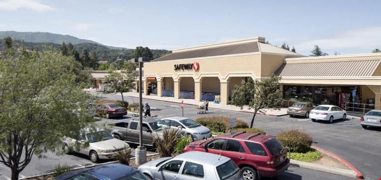 Preview of Retail space for Rent at 15521 - 15595 Union Avenue