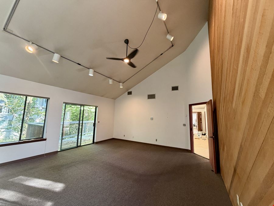 2700 SE Harrison Office