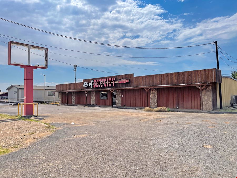 West Lubbock Flex Space