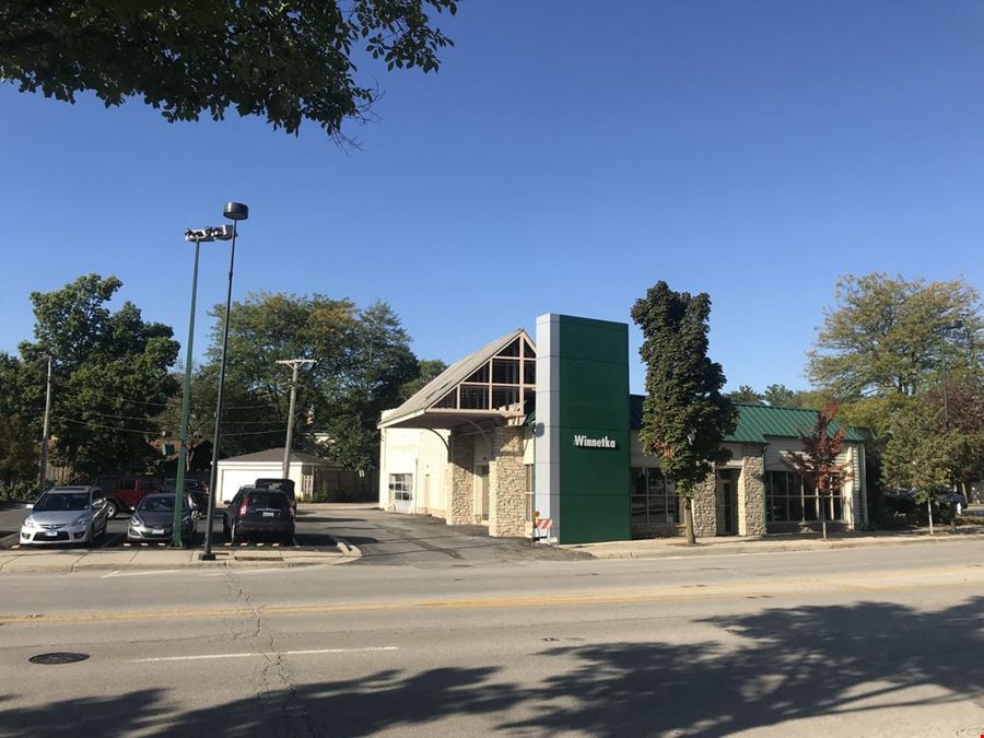 80 Green Bay Road, Winnetka, IL