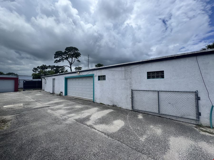 Man Cave - Auto Dealer - Storage Yard - Holly Hill, FL