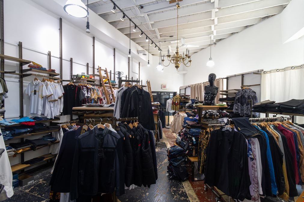 2950 W. Fullerton Ave | For Lease