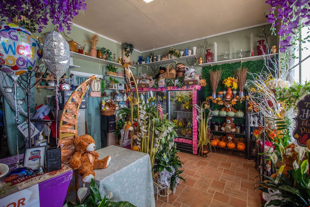 Free-standing Retail at Signalized Corner