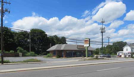 Preview of Retail space for Rent at 3710 Walnut Street