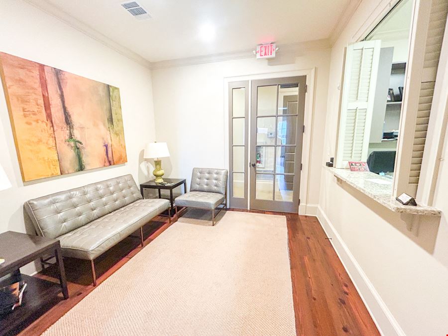 Village at Willow Grove: Class A Office and Retail Space for Lease