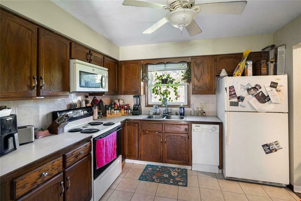 211 Frey Ave.