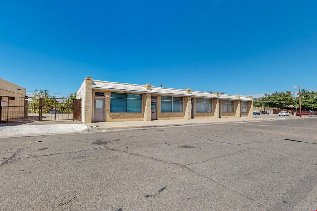 Open Flex Space in Nob Hill with Yard