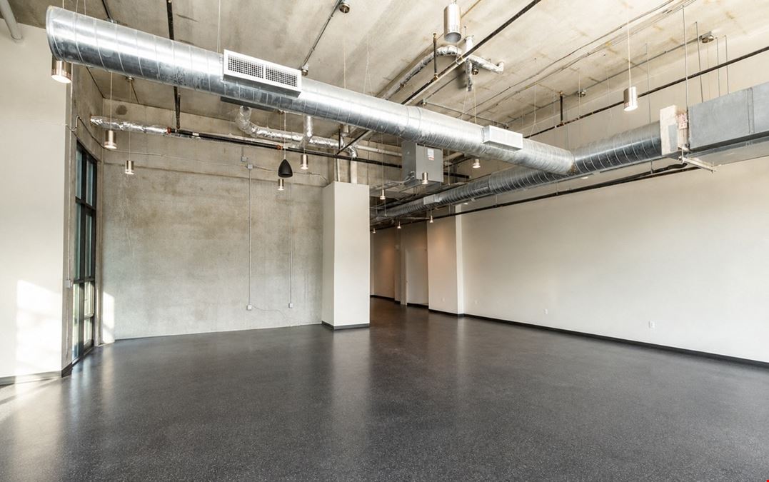 327 W Palm Ave