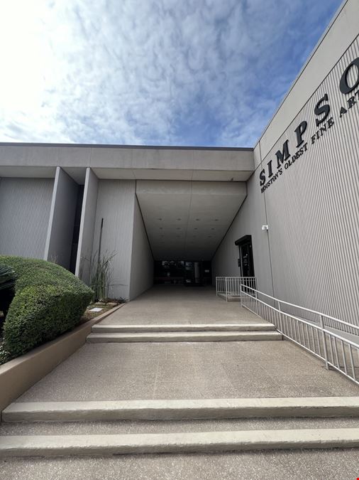 6116 Skyline Dr