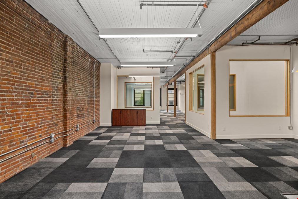 The Loft at 827 SW 2nd Ave