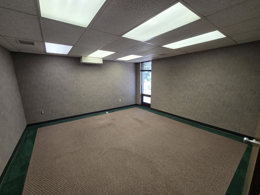 1600 E Benson Rd
