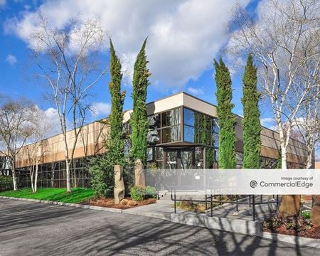 Preview of commercial space at 9400 SW Gemini Drive