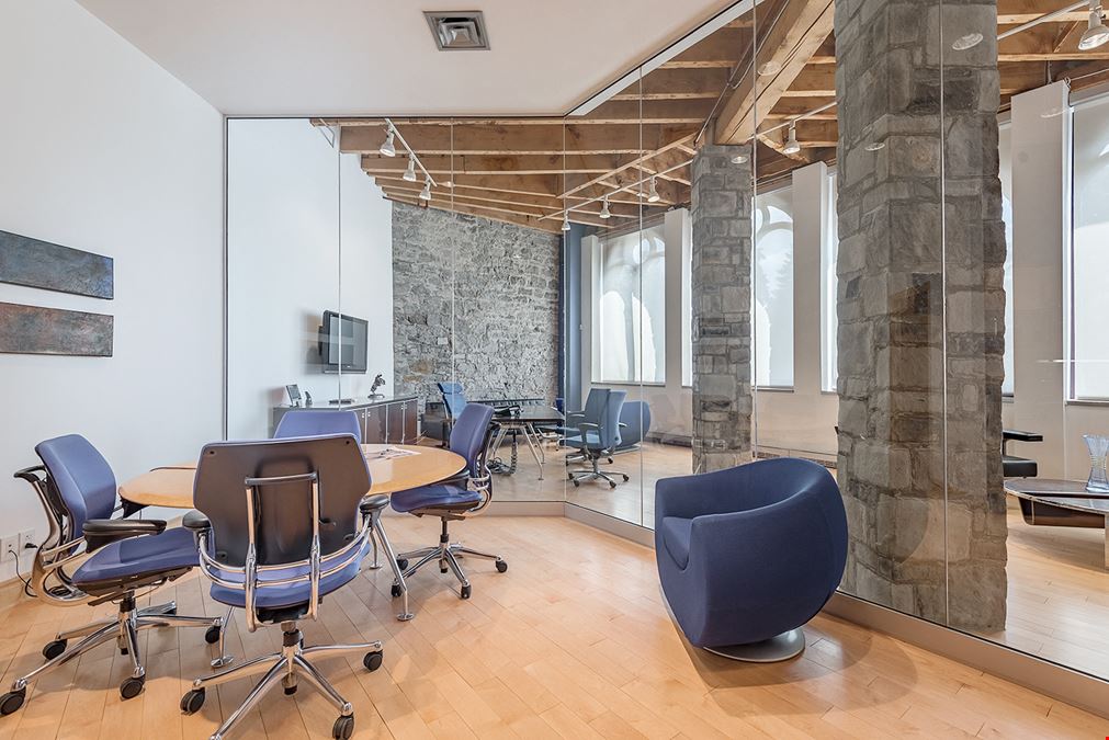 329, de la Commune, Montréal