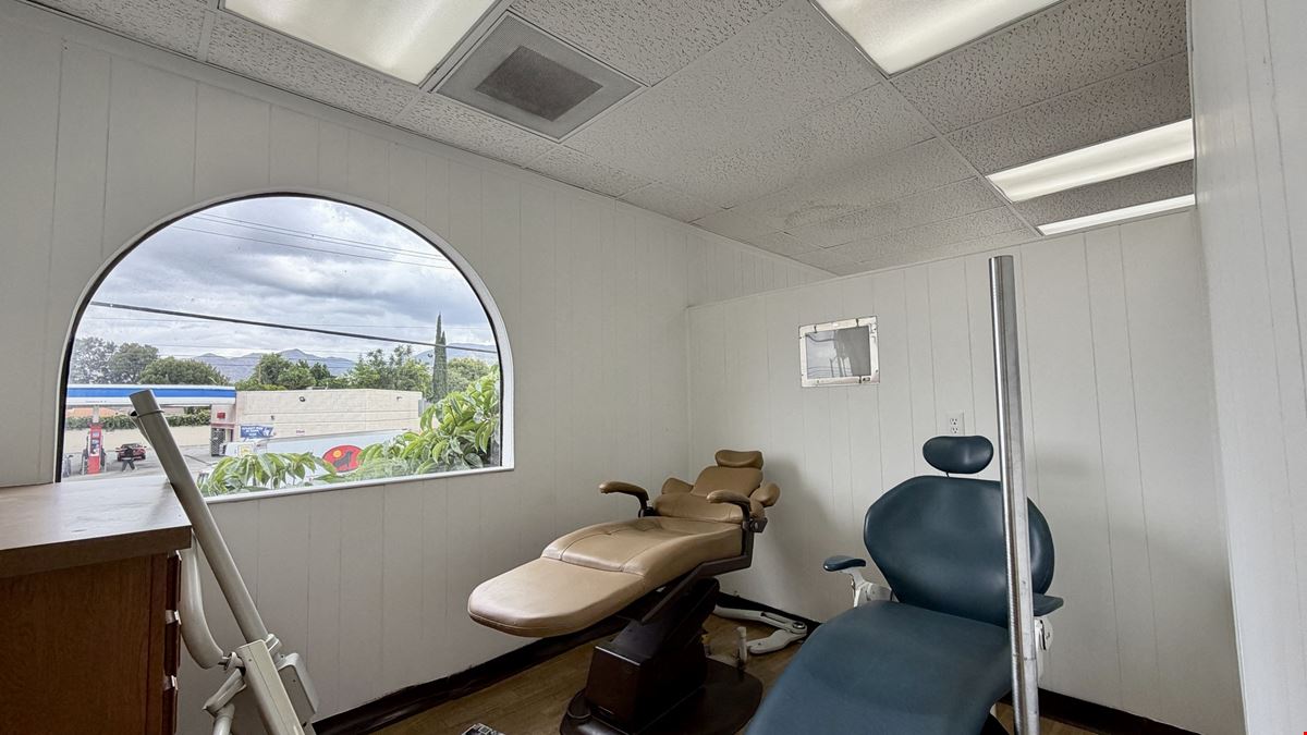 12610 Glenoaks Blvd.