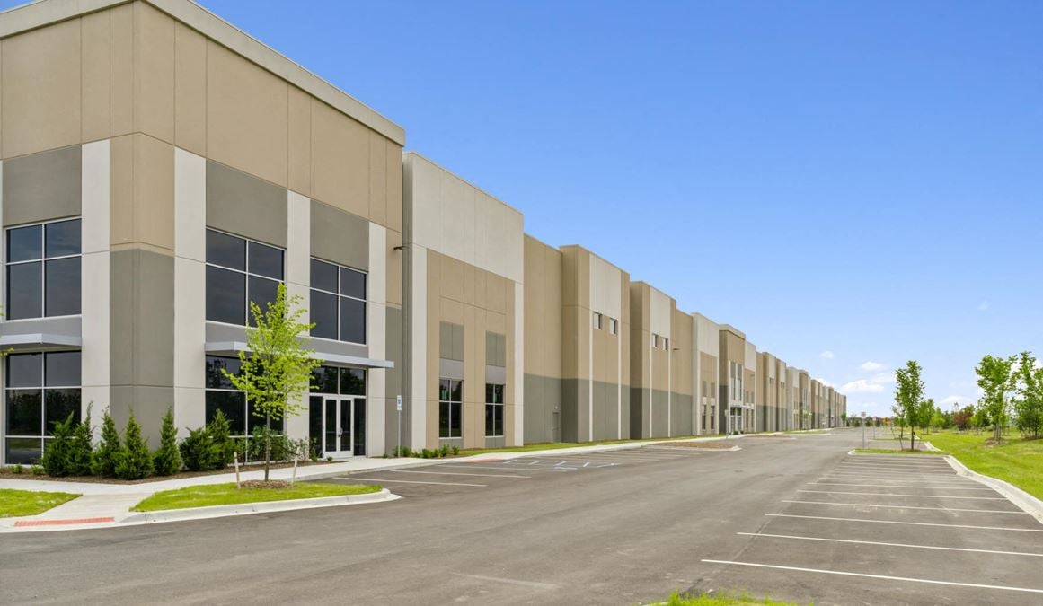Romulus Trade Center Building 6
