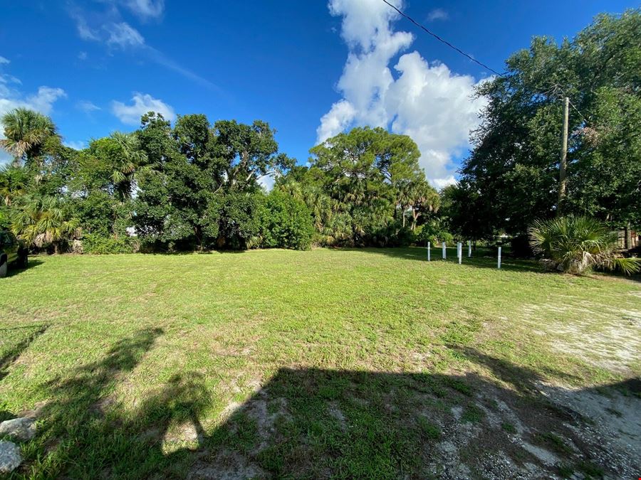 Office with Fenced Yard in Heart of Brevard County