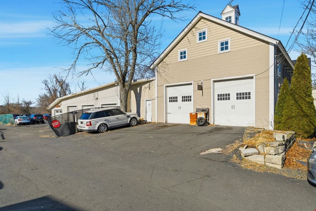 200 S Main St