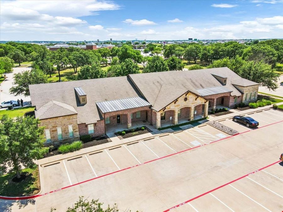4821-4851 Merlot Ave 