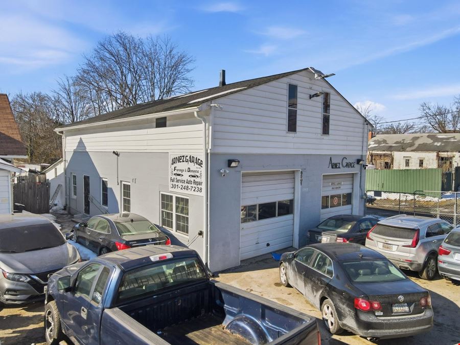 Arnez Garage