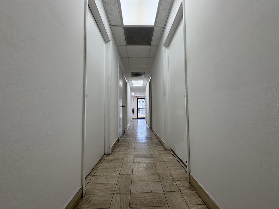 2818-20 NW 72nd Avenue, 