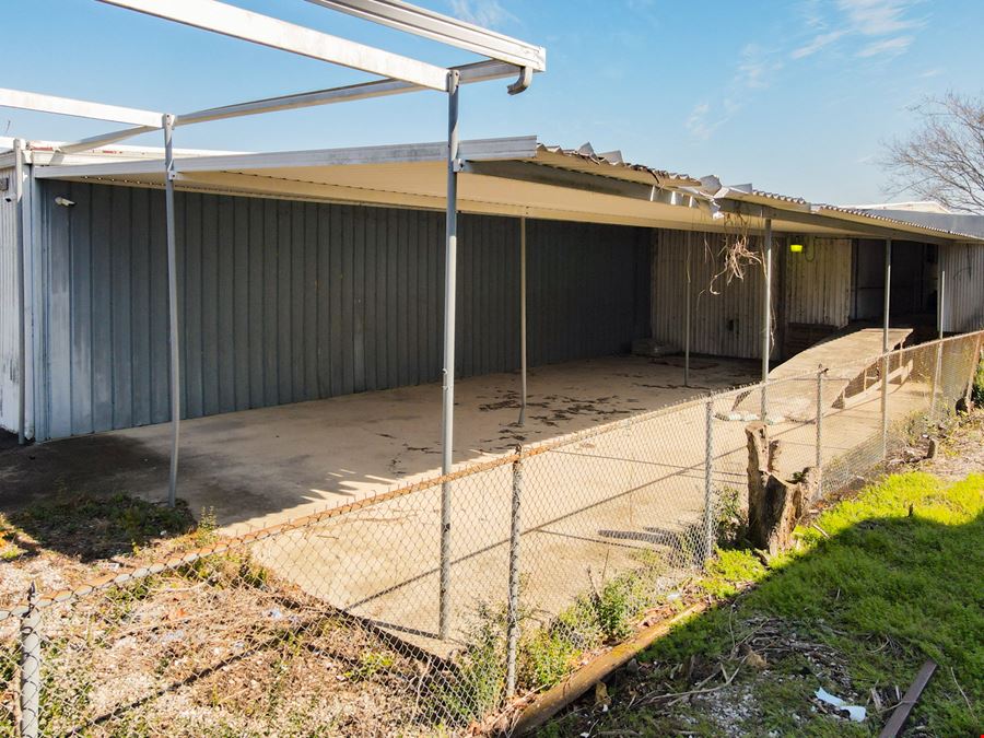 S Choctaw Industrial Warehouse with Office / Showroom