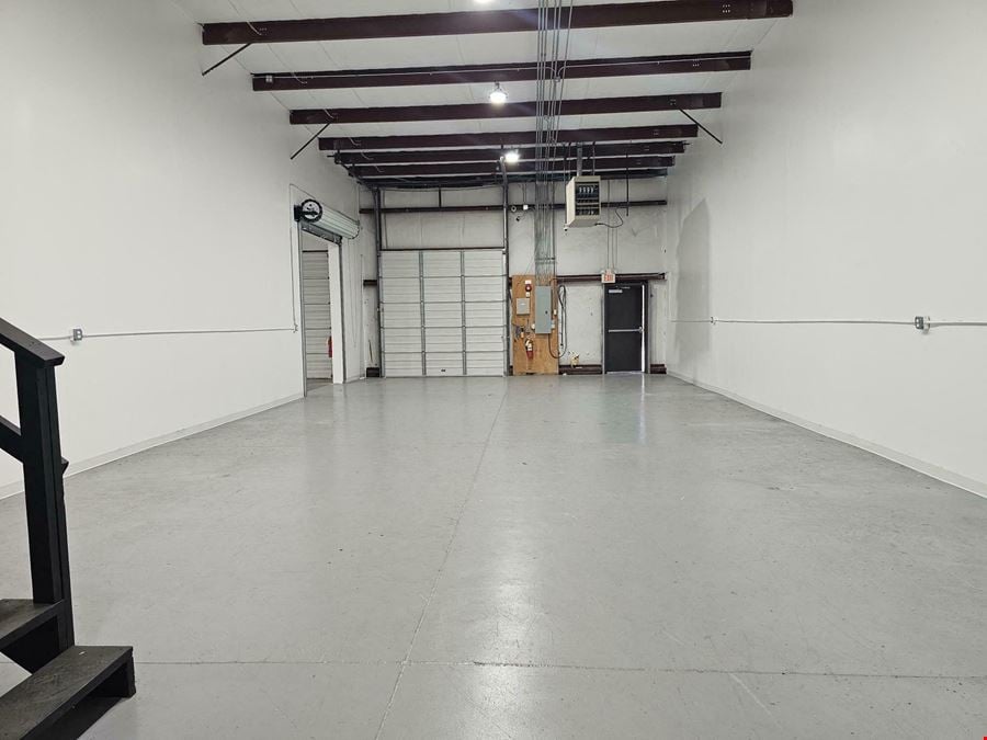 1008 Industrial Court
