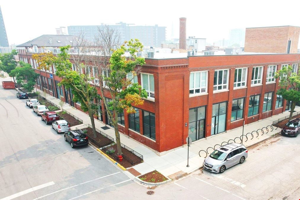 Loft Space Available with On-Site Parking in Fulton Market