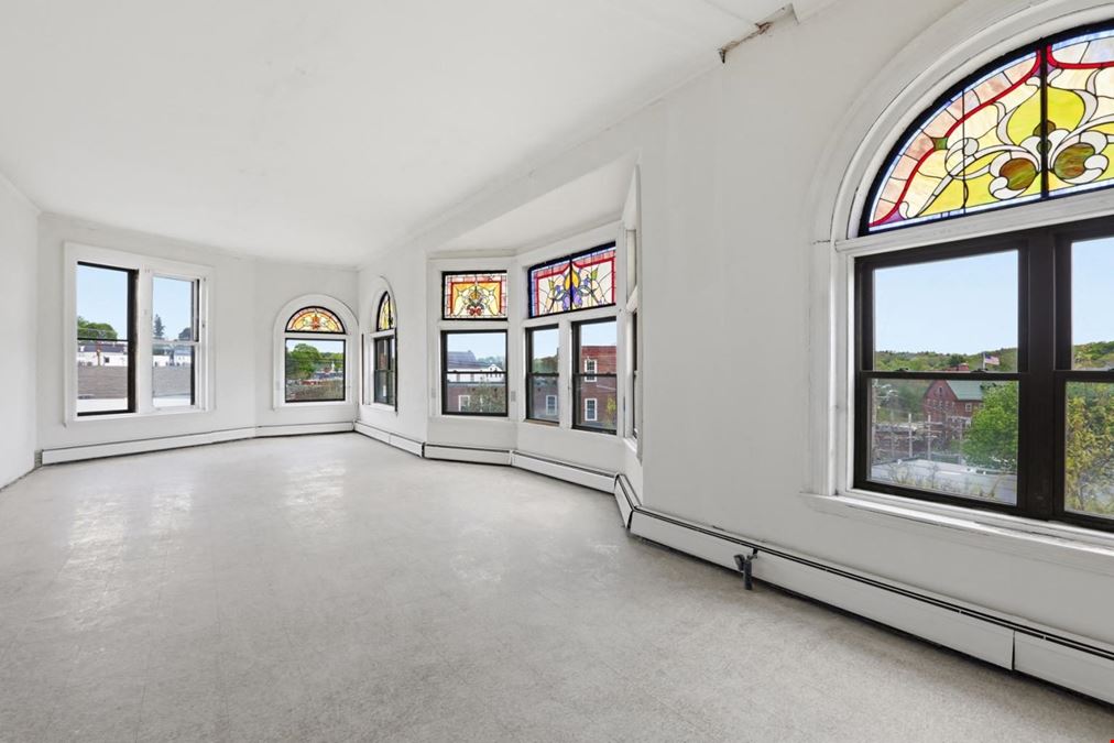 NOW LEASING! Premier Office/Retail Suites in Downtown Amesbury, MA