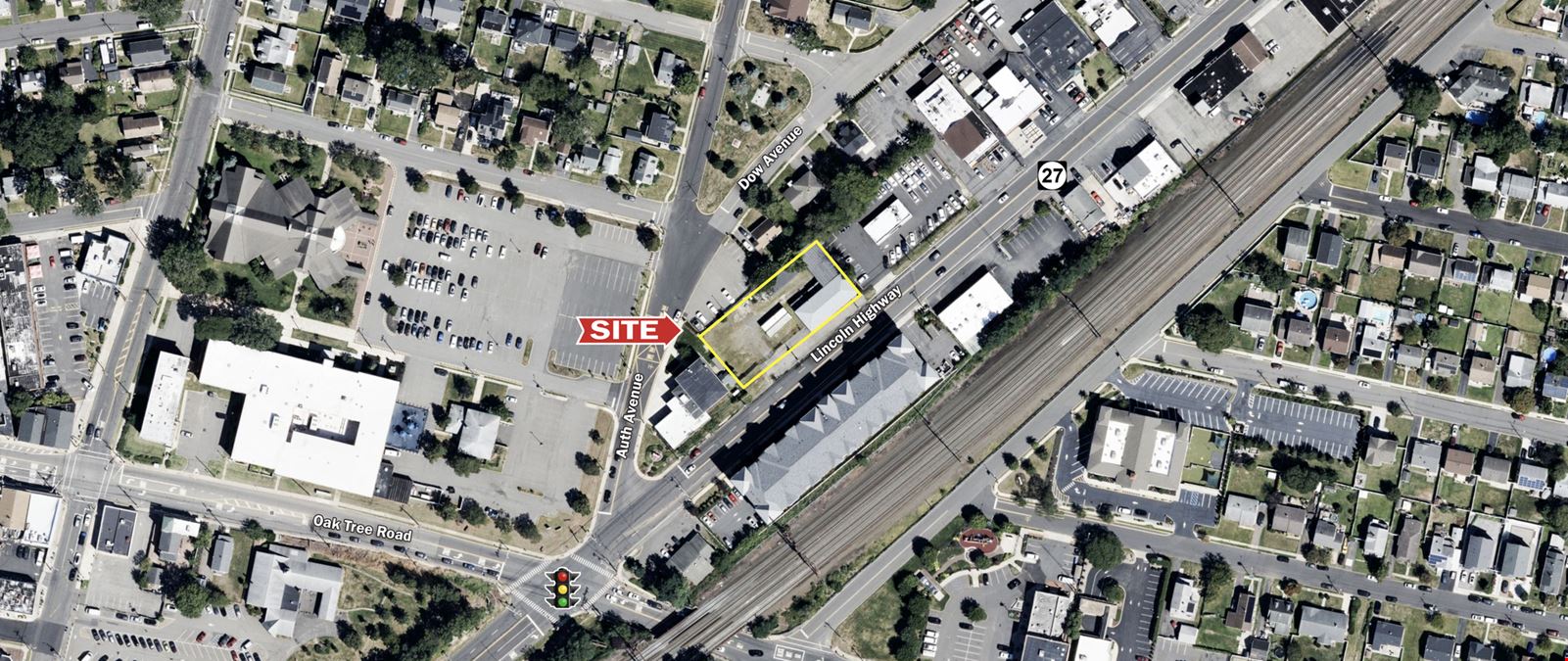 Lumber Yard & Commercial Building For Sale